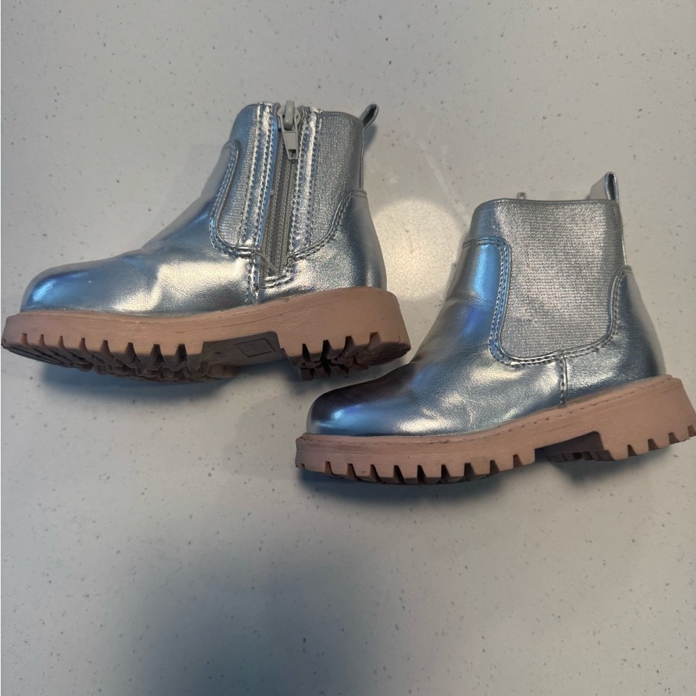 (B13) Adorable Girl shoes